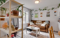 8 Rue St-Jean-Bosco, Hull, Quebec J8Y3G2