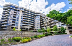 3900 Yonge St, North York, ON M4N 3N6, Canada, Toronto, Ontario M5S