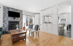 11 Ch. du Vent, Chelsea, Quebec J9B1A8