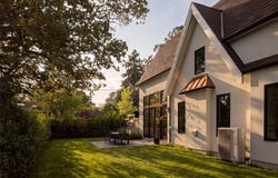 1307 Transit Rd, Oak Bay, British Columbia V8S5A5
