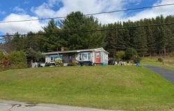 227 Rue Beaulieu, Causapscal, Quebec G0J1J0