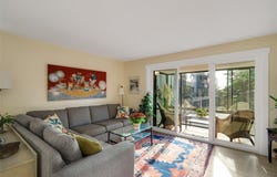 1433 Faircliff Lane 416, Victoria, British Columbia V8S 3J6