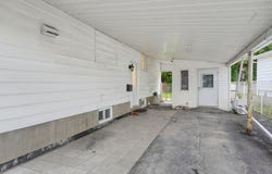 352 Rue A.-Gibeault, Gatineau, Quebec J8R1B7