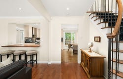 142 Rue Roger-Pilon, Dollard-des-Ormeaux, Quebec H9B 2B6