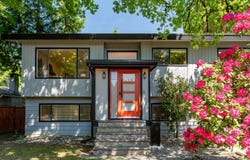 20823 River Road, Maple Ridge, British Columbia V2X 1Z8