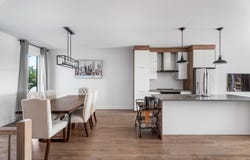 17 Av. des Chênes, Candiac, Quebec J5R0V2