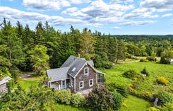 1690 New Cumberland Road, Pleasantville, Nova Scotia B0R 1G0