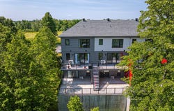 9275 Boul. de la Grande-Allée 202, Mirabel, Quebec J7J 0N6