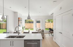2118 Pentland Rd 3, Oak Bay, British Columbia V8S 2W4