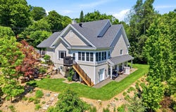 194 Rue Montcalm, Bromont, Quebec J2L2C7