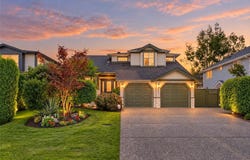 4122 Hatfield Rd, Saanich, British Columbia V8Z7H4