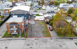 Rue Andrew, Salaberry-de-Valleyfield, Quebec J6S3B3