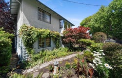 410 Government St, Victoria, British Columbia V8V2L5