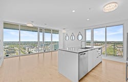 60 Rue de l'Éclipse 1502, Brossard, Quebec J4Z 0T8