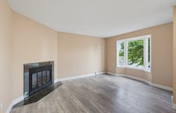 31 Rue de Castagnier, Gatineau, Quebec J8R2N9