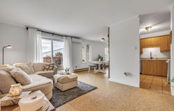 9300 Av. Bourret, Charlesbourg, Quebec G1G6K8