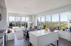 270 Dufferin St, Toronto, Ontario M6K