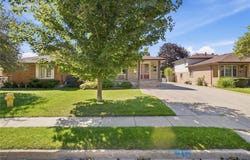 26 Alexander Avenue, Waterloo, ON, Cambridge, Ontario N1R-5K6