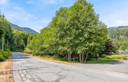 581 MacMillan Dr, Sayward, British Columbia V0P 1R0