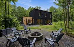 48 Ch. du Pic-de-l'Ours, Eastman, Quebec J0E 1P0
