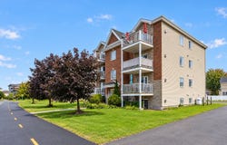 1060 Rue Émile-Bouchard, Vaudreuil-Dorion, Quebec J7V0B6