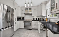 4510 Rue Jasmin, Saint-Hubert, Quebec J3Y7B3