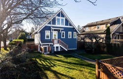 2194 Central Ave, Oak Bay, British Columbia V8S2R5