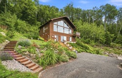 72 Ch. des Érables, Petite-Rivière-Saint-François, Quebec G0A 2L0