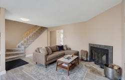 31 Rue de Castagnier, Gatineau, Quebec J8R2N9