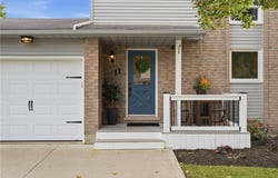 11 Sandalwood Drive, Waterloo, ON, Cambridge, Ontario N1P-1A5