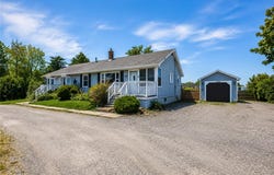 2696 Highway 6, Hamilton, Ontario L0R1W0
