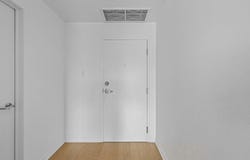 700 Rue des Éclaircies 702, Brossard, Quebec J4Z 0P9
