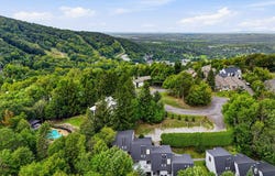 142 Rue de Rouville, Bromont, Quebec J2L 2B9