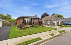 156 Hickory Street, Waterloo, ON, Cambridge, Ontario N3H-4E8