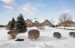 10 Brolley Crescent, Essa, Ontario L0L2N2