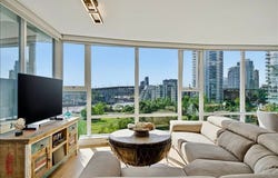 455 Beach Crescent 803, Vancouver, British Columbia V6Z 3E5