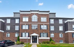 331 Rue Ste-Catherine, Saint-Constant, Quebec J5A0G1