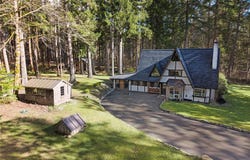 2138 Left Rd, Courtenay, British Columbia V9J 1T9
