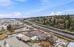 9569 GUNDERSON Road, Surrey, British Columbia V4C4R9