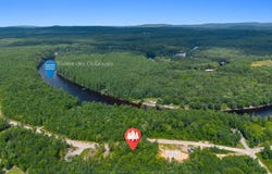 Rue des Pins, Mansfield-et-Pontefract, Quebec J0X1R0