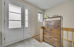 1232 Rue Onésime-Voyer, Québec, Quebec G1Y3S7