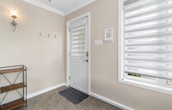 5109 Rue des Ormes, Sainte-Catherine, Quebec J5C1L4