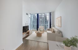 18 Yonge St, Toronto, Ontario M5E 1Z8