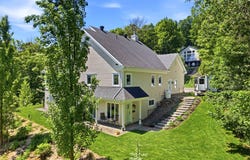 194 Rue Montcalm, Bromont, Quebec J2L2C7