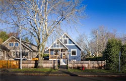 2194 Central Ave, Oak Bay, British Columbia V8S2R5