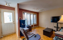 11 6e Avenue, Salaberry-de-Valleyfield, Quebec J6S6B9