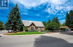 202 Nordstrum, Saskatoon, Saskatchewan S7K6R7
