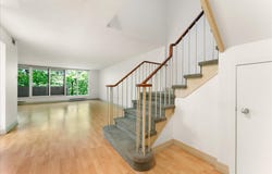 360 Bloor St E, Toronto, Ontario M4W