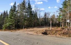 Ch. du Roy, Mandeville, Quebec J0K1L0