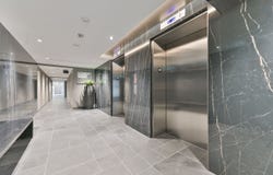95 Bathurst St, Toronto, Ontario